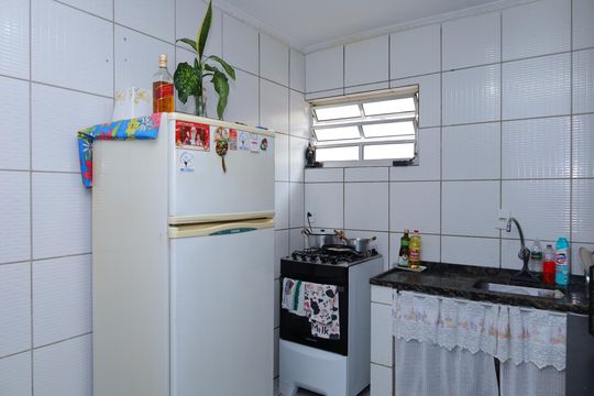 Cozinha de apartamento à venda com 2 quartos, 48m² em Conjunto Residencial José Bonifácio, São Paulo