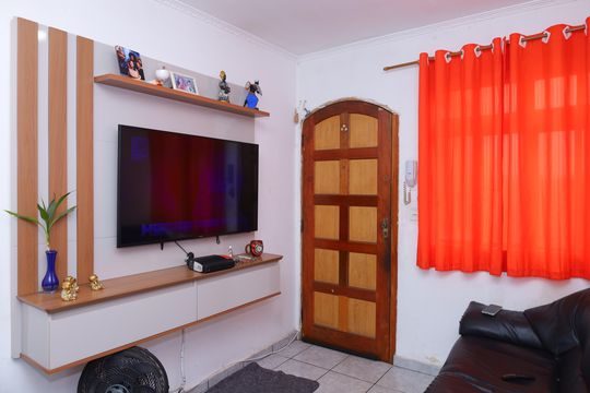 Apartamento à venda com 2 quartos, 48m² em Conjunto Residencial José Bonifácio, São Paulo