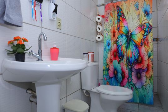 Banheiro de apartamento à venda com 2 quartos, 48m² em Conjunto Residencial José Bonifácio, São Paulo