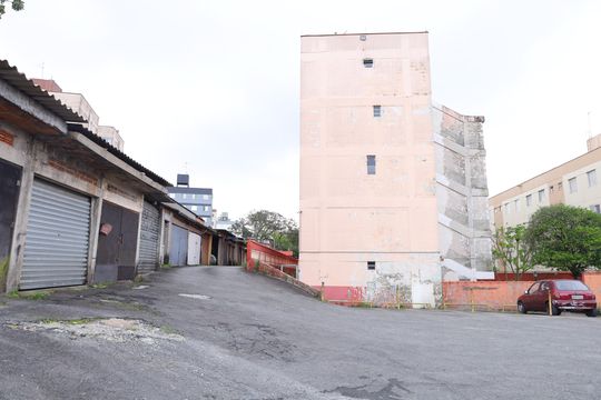 Área comum - Estacionamento de apartamento à venda com 2 quartos, 48m² em Conjunto Residencial José Bonifácio, São Paulo