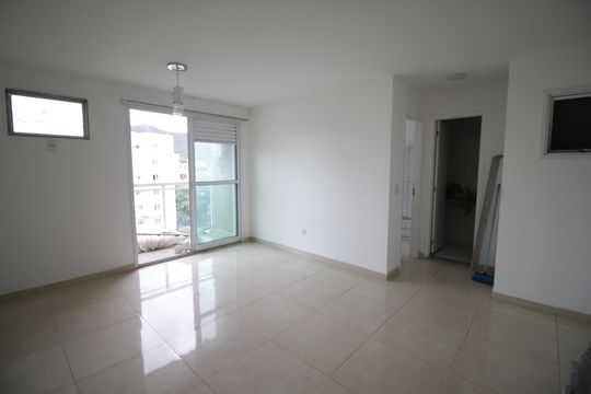 Apartamento para alugar com 1 quarto, 40m² em Taquara, Rio de Janeiro