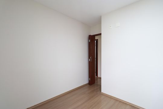 Quarto 2 de apartamento à venda com 3 quartos, 61m² em Lapa de Baixo, São Paulo
