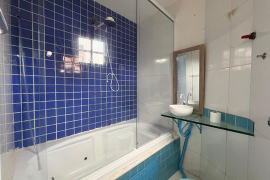 Quarto Suíte 1 de casa para alugar com 2 quartos, 68m² em Barra da Tijuca, Rio de Janeiro