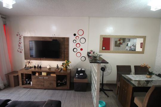 Sala de apartamento à venda com 2 quartos, 52m² em Riacho das Pedras, Contagem