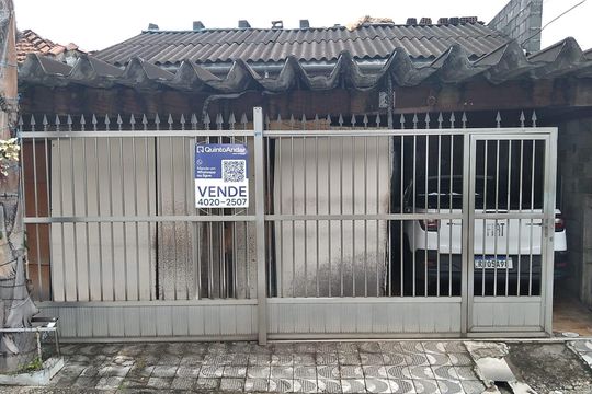 Fachada de casa à venda com 1 quarto, 60m² em Vila Paiva, São Paulo