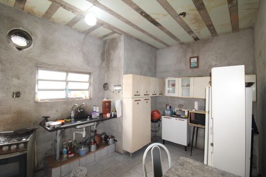 Cozinha de casa à venda com 1 quarto, 60m² em Vila Paiva, São Paulo
