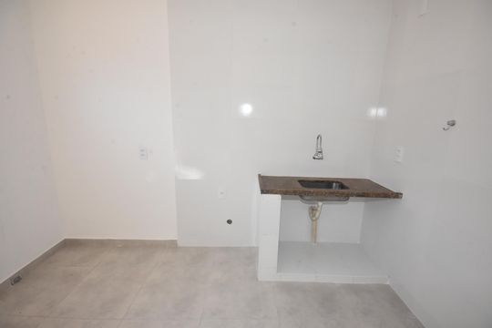 Cozinha de casa para alugar com 1 quarto, 40m² em Vila Nova Jundiainopolis, Jundiaí