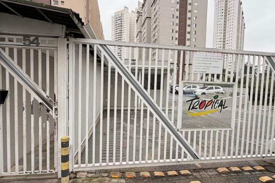 Fachada  de apartamento para alugar com 2 quartos, 48m² em Vila Goncalves, São Bernardo do Campo