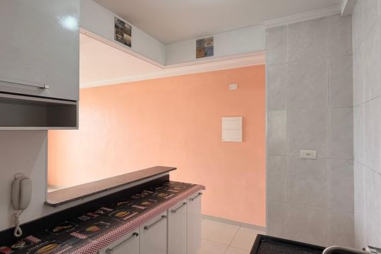 Cozinha  de apartamento para alugar com 2 quartos, 48m² em Vila Goncalves, São Bernardo do Campo
