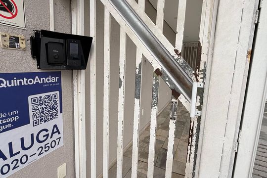 Plaquinha  de apartamento para alugar com 2 quartos, 48m² em Vila Goncalves, São Bernardo do Campo