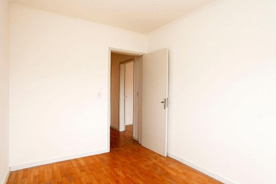 Quarto 2 de apartamento para alugar com 2 quartos, 71m² em Santana, Porto Alegre