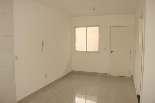 Apartamento à venda com 2 quartos, 38m² em Vila Santa Teresa, São Paulo