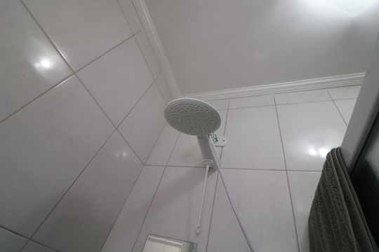 Banheiro da Suíte de casa à venda com 3 quartos, 110m² em Vila Ivone, São Paulo