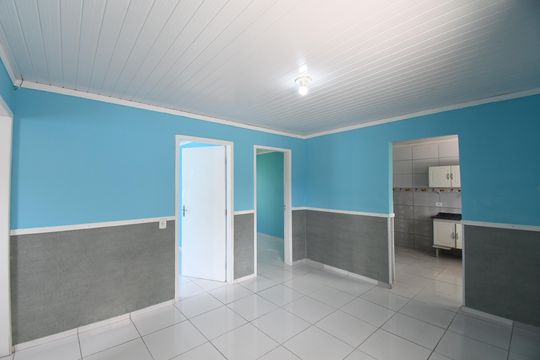 Casa para alugar com 2 quartos, 55m² em Cajuru, Curitiba