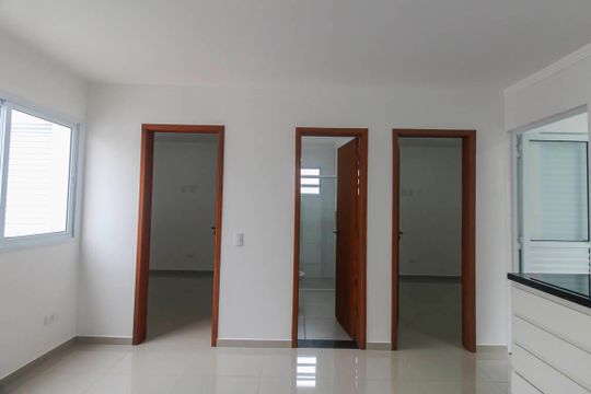 Sala/Cozinha de apartamento para alugar com 2 quartos, 42m² em Chácara Mafalda, São Paulo