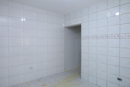 Cozinha de casa para alugar com 2 quartos, 80m² em Vila Cosmopolita, São Paulo