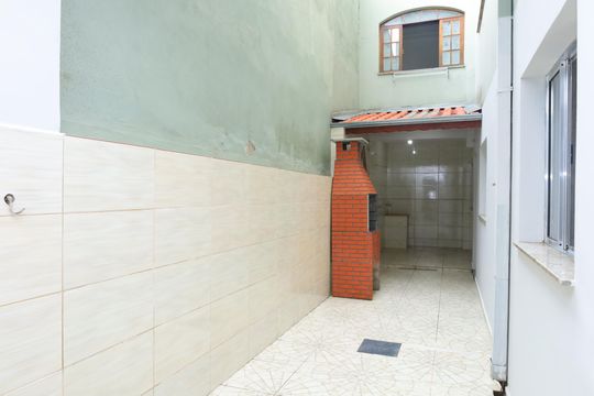 Quintal com churrasqueira de casa para alugar com 2 quartos, 80m² em Vila Cosmopolita, São Paulo