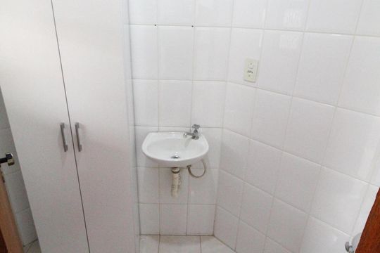 Área de Serviço de apartamento para alugar com 3 quartos, 93m² em Parque Residencial Aquarius, São José dos Campos