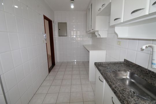Cozinha de apartamento para alugar com 3 quartos, 93m² em Parque Residencial Aquarius, São José dos Campos