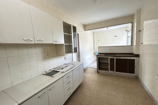 Cozinha de apartamento para alugar com 2 quartos, 77m² em Quintino Bocaiúva, Rio de Janeiro