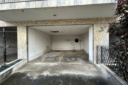 Garagem de apartamento para alugar com 2 quartos, 77m² em Quintino Bocaiúva, Rio de Janeiro