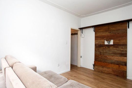 Sala de apartamento para alugar com 1 quarto, 48m² em Cidade Baixa, Porto Alegre