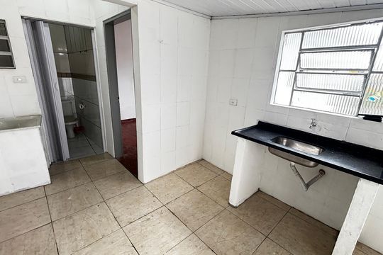 Cozinha de casa para alugar com 2 quartos, 70m² em Vila Vitória, Santo André