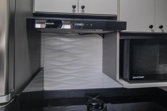 Cozinha de apartamento para alugar com 1 quarto, 44m² em Azenha, Porto Alegre