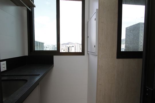 Área de Serviço de apartamento para alugar com 3 quartos, 115m² em Savassi, Belo Horizonte