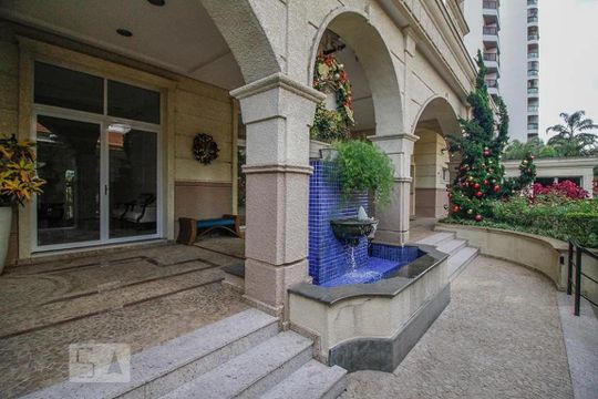 Entrada de apartamento para alugar com 3 quartos, 192m² em Pompeia, São Paulo