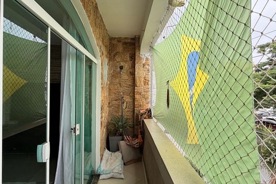 Sacada de casa para alugar com 3 quartos, 140m² em Olímpico, São Caetano do Sul