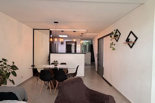 Sala de casa para alugar com 3 quartos, 140m² em Olímpico, São Caetano do Sul