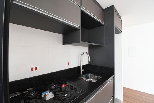 Sala/Cozinha de apartamento para alugar com 2 quartos, 52m² em Alto da Xv, Curitiba