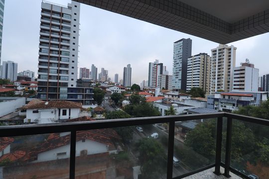 Varanda de kitnet/studio para alugar com 1 quarto, 22m² em Caminho das Árvores, Salvador