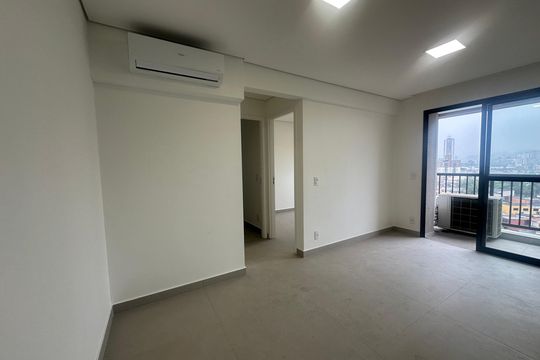 Sala de apartamento à venda com 2 quartos, 56m² em Nova Aldeinha, Barueri
