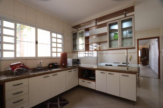 Copa e Cozinha de casa à venda com 3 quartos, 144m² em Quinta da Paineira, São Paulo
