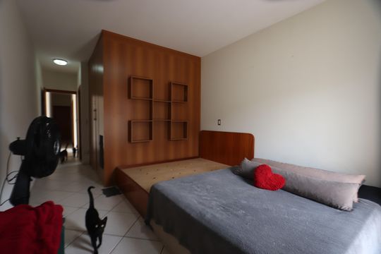 Suíte de casa à venda com 3 quartos, 144m² em Quinta da Paineira, São Paulo