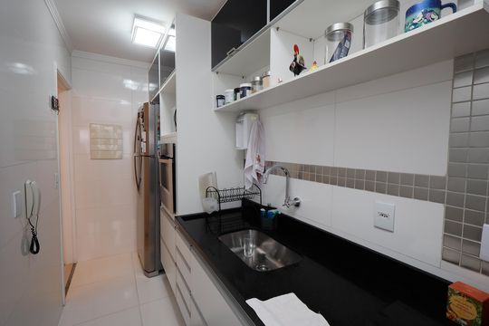 Cozinha - Armários de apartamento para alugar com 2 quartos, 50m² em Vila Gustavo, São Paulo