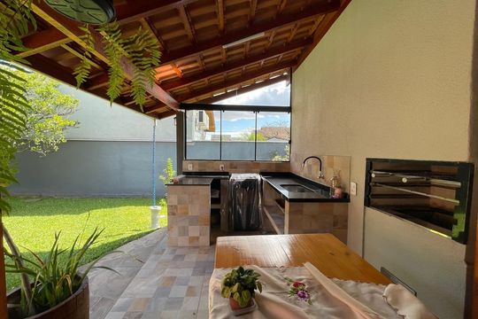 Casa à venda com 2 quartos, 150m² em Campestre, São Leopoldo