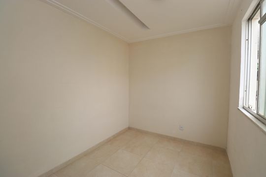 Quarto 2 de apartamento para alugar com 2 quartos, 52m² em Trobogy, Salvador