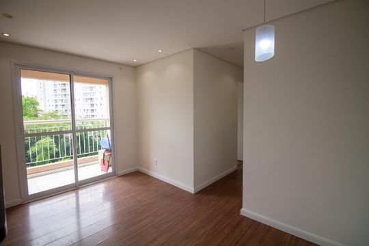 Sala de apartamento para alugar com 2 quartos, 52m² em Jardim Casablanca, São Paulo