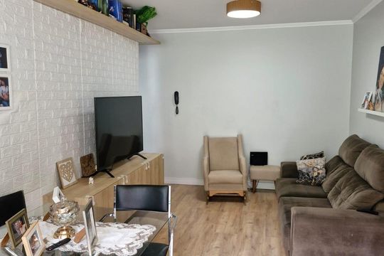Apartamento à venda com 2 quartos, 68m² em Santo Antônio, Porto Alegre