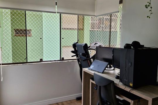 Sala de apartamento à venda com 2 quartos, 68m² em Santo Antônio, Porto Alegre