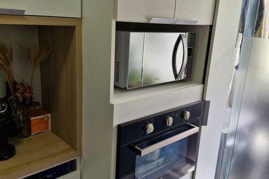 Cozinha de apartamento à venda com 2 quartos, 68m² em Santo Antônio, Porto Alegre