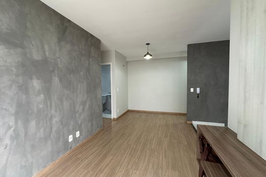 Sala de apartamento para alugar com 2 quartos, 44m² em Vila Pouso Alegre, Barueri