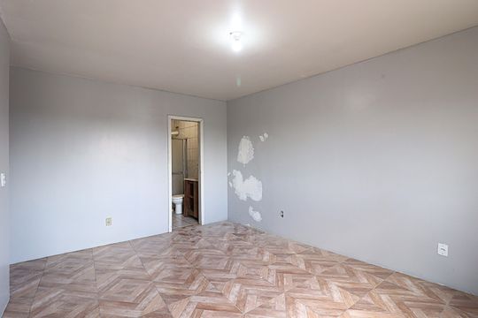Suíte de apartamento para alugar com 2 quartos, 120m² em Jardim Itu, Porto Alegre