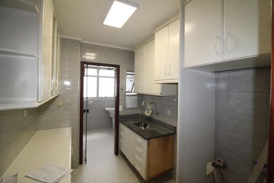 Cozinha de apartamento para alugar com 3 quartos, 74m² em Santana, São Paulo