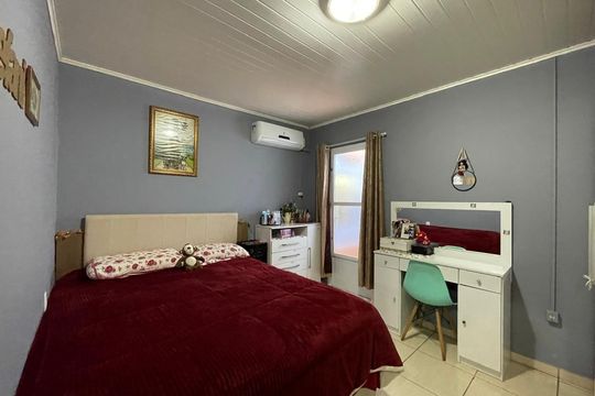 Casa à venda com 2 quartos, 180m² em Santa Teresa, São Leopoldo