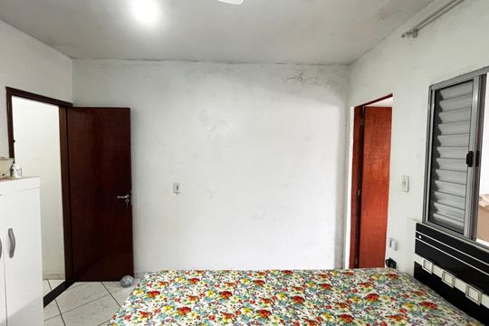 Quarto 1 de casa à venda com 2 quartos, 105m² em Centreville, Santo André