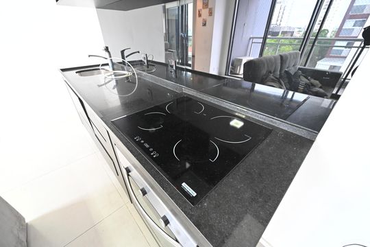 Cozinha de apartamento para alugar com 2 quartos, 62m² em Vila Monte Alegre, São Paulo
